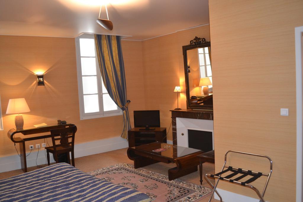 Hotel De France Libourne Rum bild